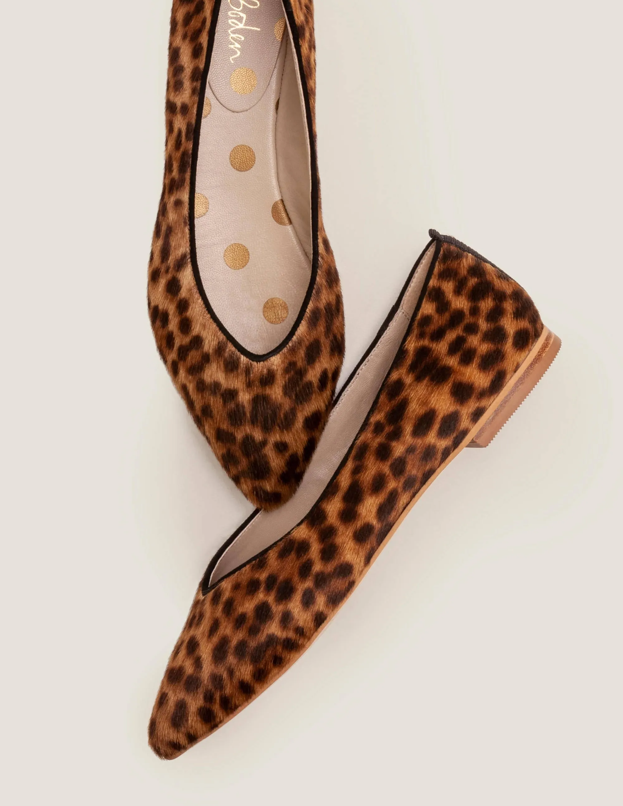 Julia Pointed Flats-Tan Leopard