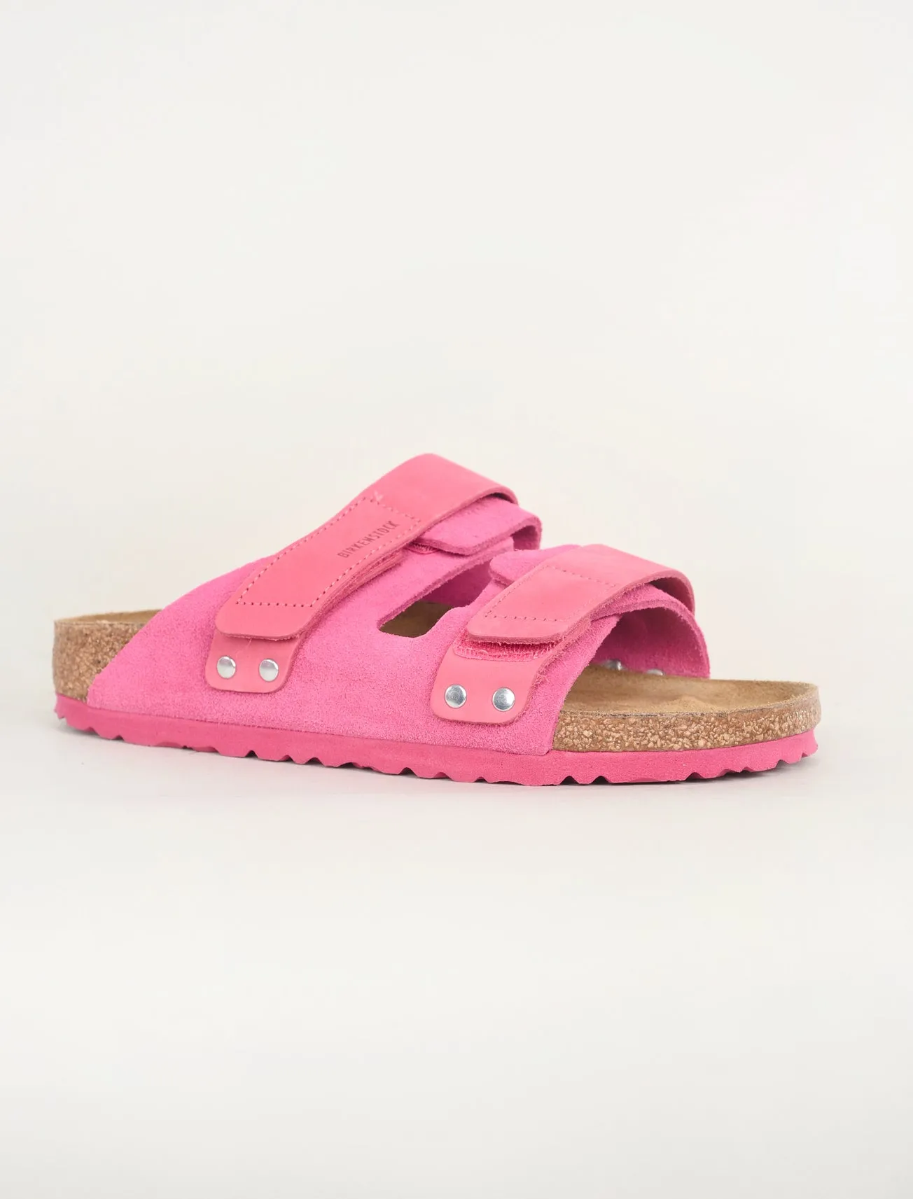 Uji Sandal, Fuchsia